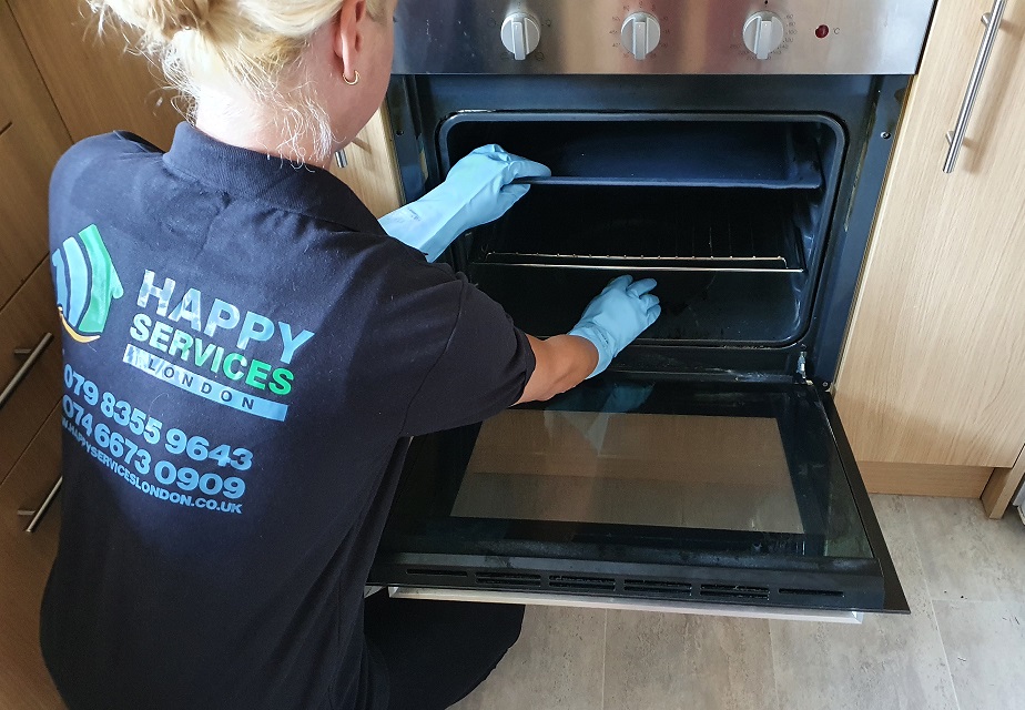 Professional Oven Cleaners Essex by Happy Services London